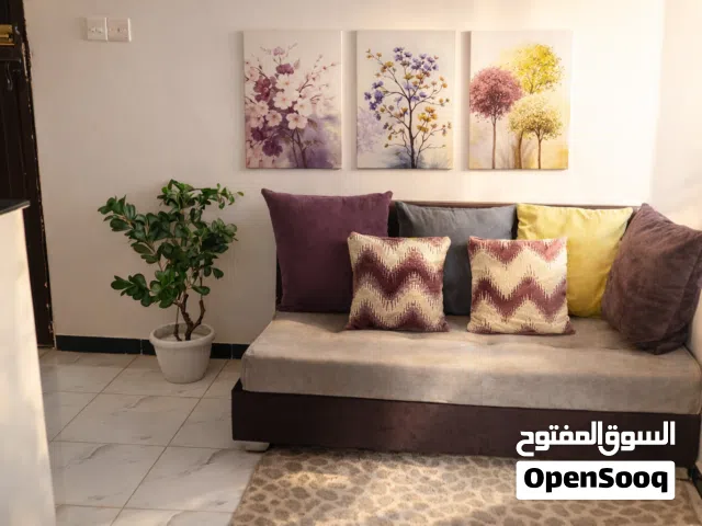 لوحات فنية حائطية أنيقة – لمسة جمال لكل مكان