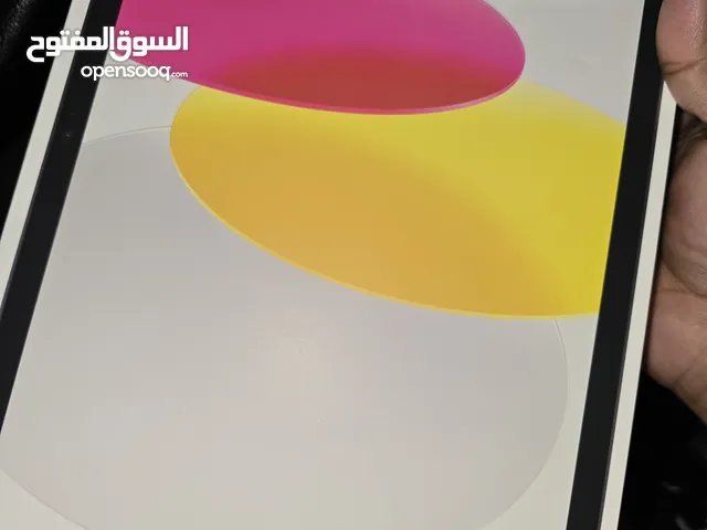 Apple iPad 128 GB in Al Riyadh