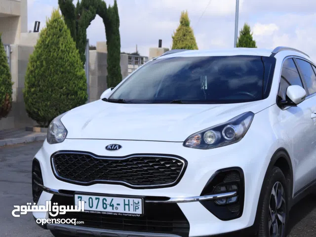 Kia sportage 2019 دهان شركة ابيض يد أولى مؤمنه ومرخصه سنة كامله شامل العنوان المخفيه