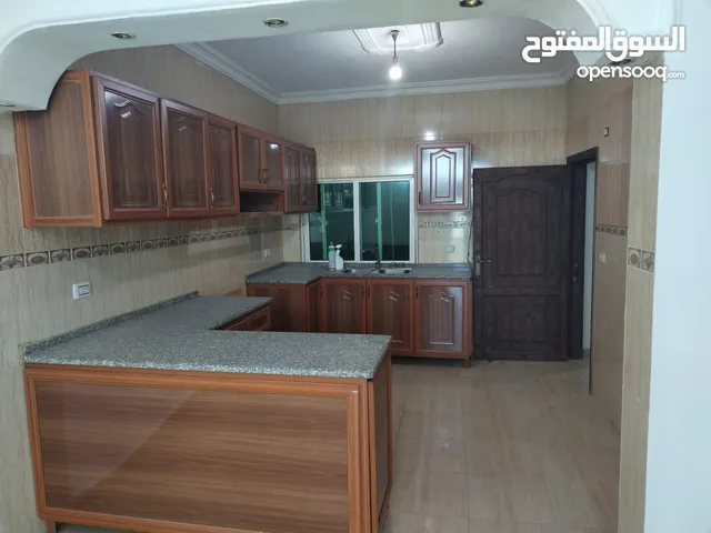 123 m2 3 Bedrooms Apartments for Sale in Salt Al Balqa'