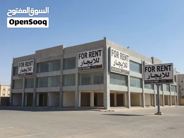 صالة تجارية لي الايجار  تقع في طرابلس النوفليين