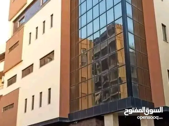 مبنى اداري للبيع ف طرابلس بالقرب من جوازات الصريم من 5 طوابق