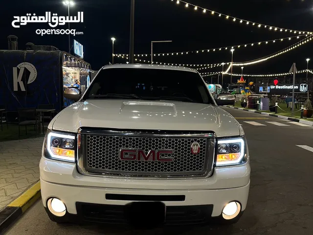 Used GMC Sierra in Abu Dhabi