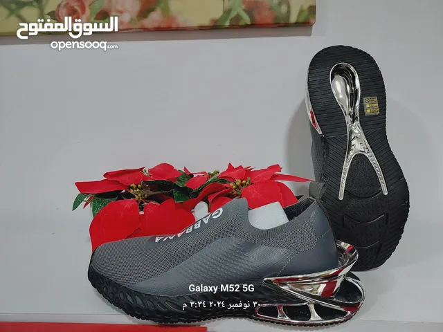 41 Sport Shoes in Hawally