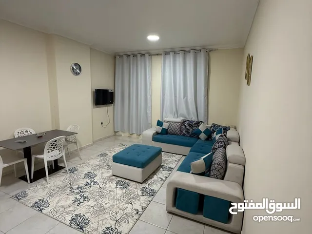 B1 غرفه وصاله اول ساكن مفروشه للايجار الشهرى فى عجمان النعيمية شارع الملك فيصل