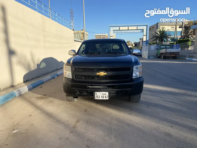 Chevrolet Silverado Standard in Tripoli