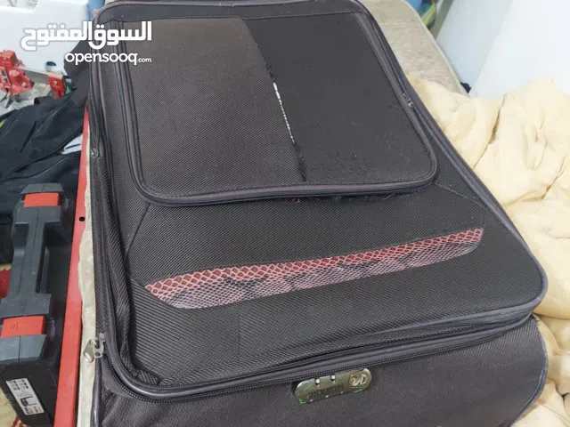 شنطتين للبيع بسعر ممتاز جدا