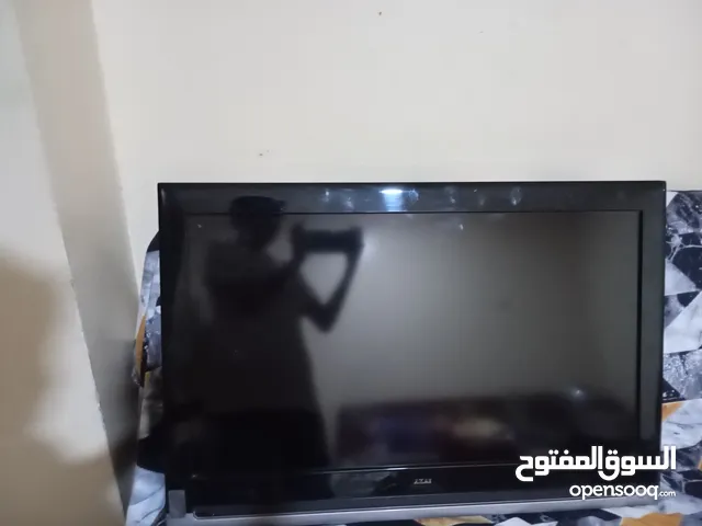 Akai LCD no smart need cable working condition used like new price negotiable