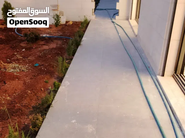 240 m2 4 Bedrooms Apartments for Sale in Amman Al Rabiah