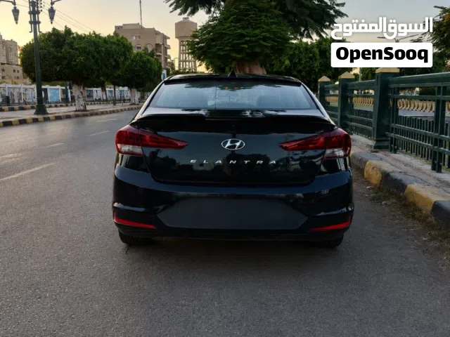 2020 هيونداي النترا GLS