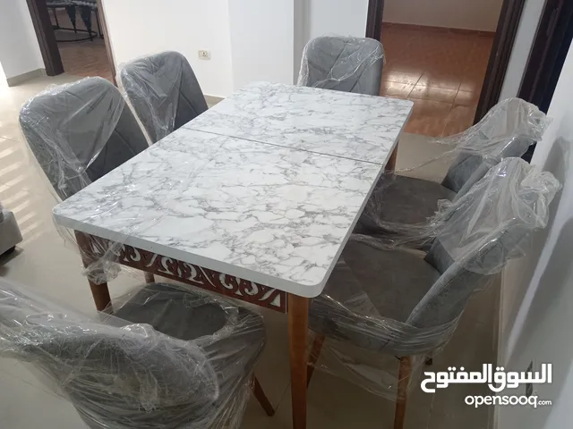 اثاث جديد لم يستخدم بداعي السفر