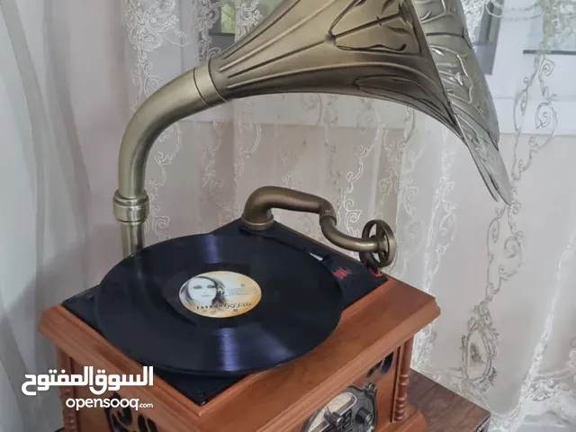 Classic Retro Phonograph / فونوغراف