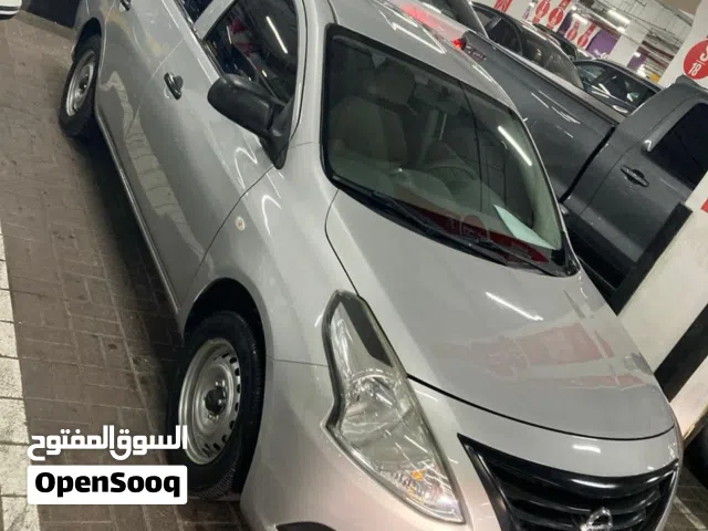 2019 Nissan Sunny Standard