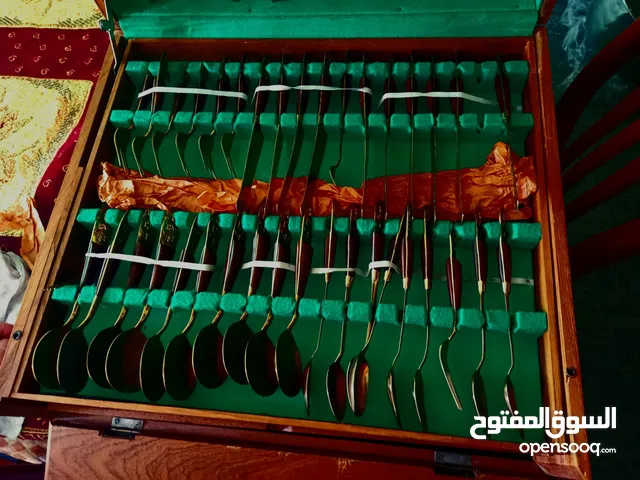 طقم مطبخ ملاعق سكاكين شوك كفاكي نحاس للبيع