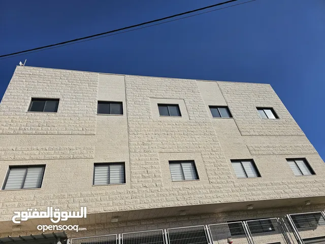 مركز او قاعه