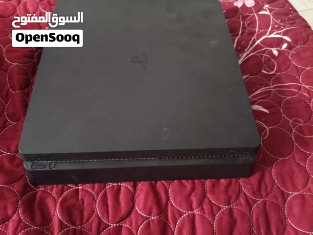 بلي 4 نظيف مستعمل للبيع