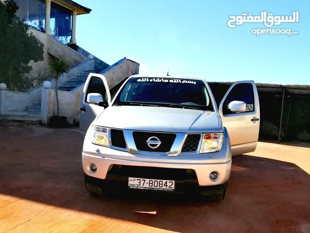 Nissan Navara 2010 in Ajloun