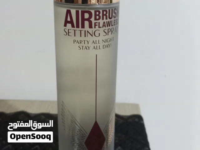 200 مل منتج شارلوت تيلبري إيربراش فلوليس سيتينغ سبراي (Charlotte Tilbury Airbrush Flawless Setting