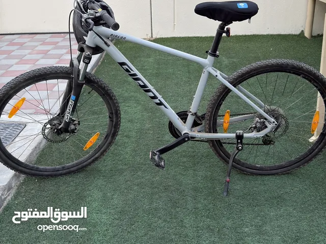 دراجة رياضية Giant rincon 27.5