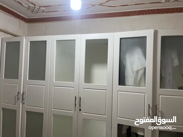 كبت مستعمل خفيف