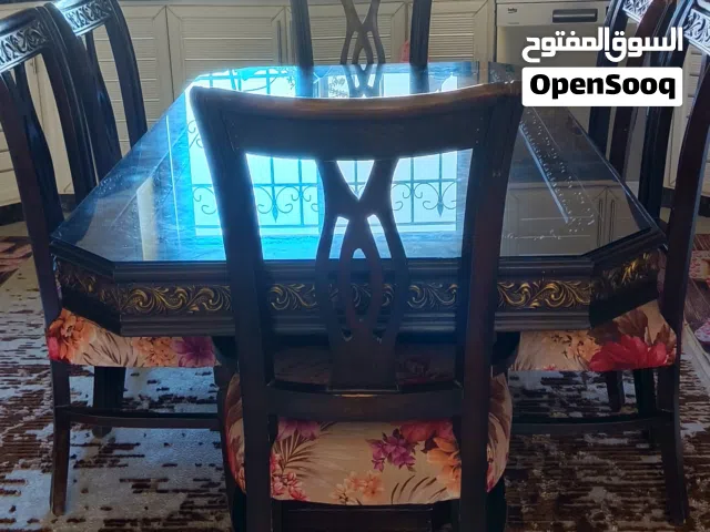 طاوله طعام تفصيل خشب زان و6 كراسي بحاله جيده جدا