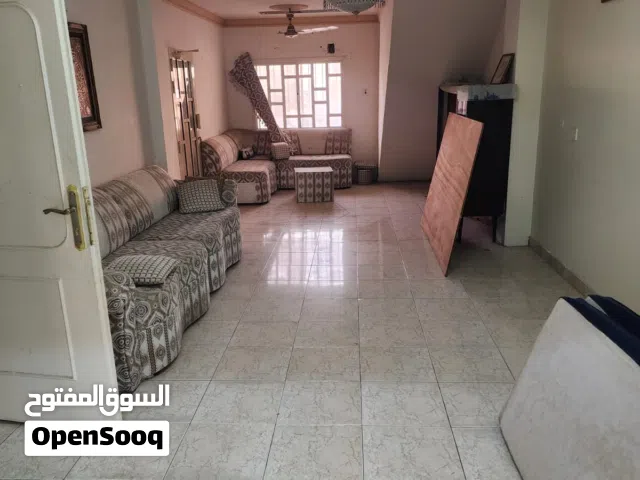 للبيع بيت في مدينة عيسى for sale House in Isa town