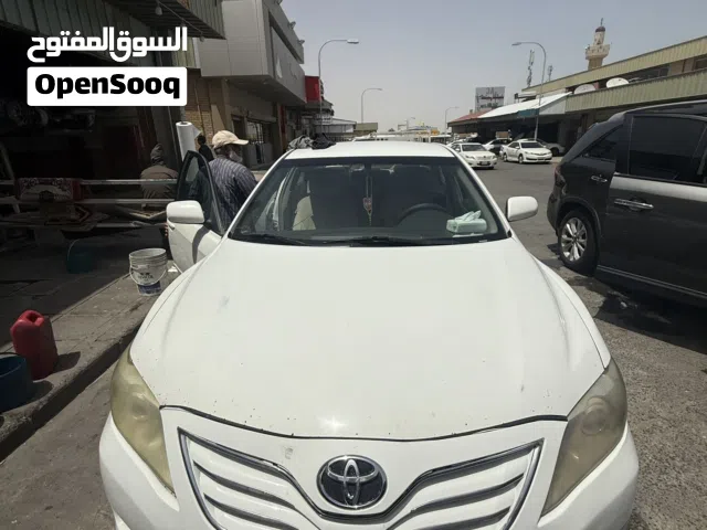 2010 تويوتا كامري GL