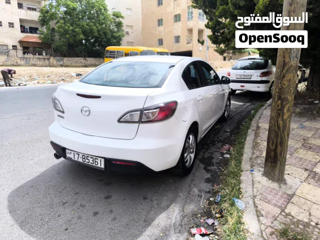 2010 مازدا 3 Standard