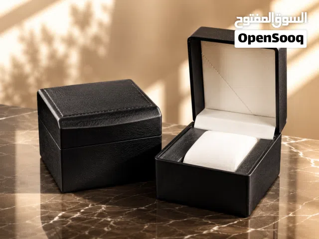 علب ساعات جلد و خشب