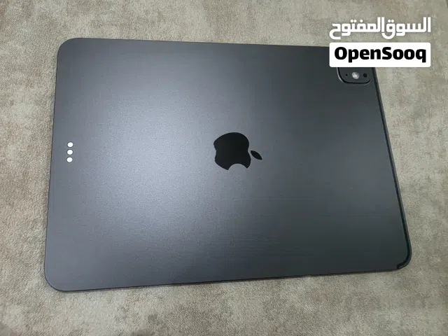 Apple iPad Pro M5 (11 inch / 256 GB) - بحالة الوكالة ونسبة بطارية 100%