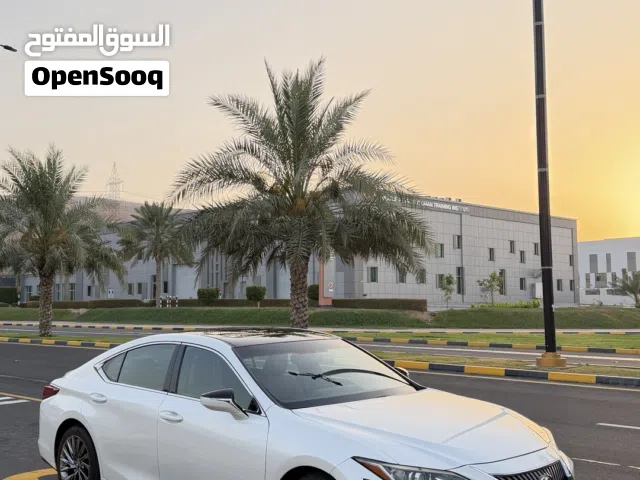 Used Lexus ES in Muscat
