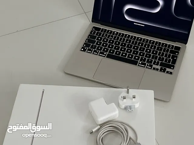 MacBook Air 2022 M2 13.6inch - للبيع