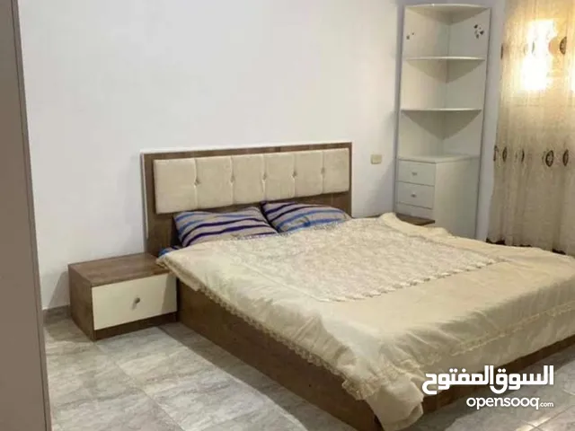 160 m2 3 Bedrooms Townhouse for Rent in Tripoli Ain Zara