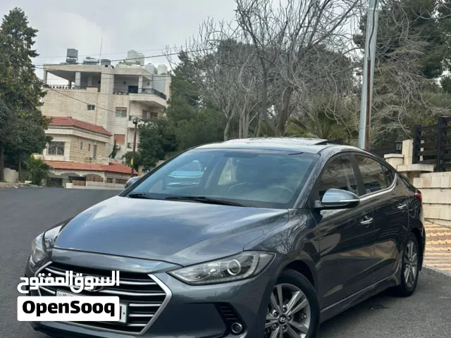 هيونداي افانتي 2017 فل مع فتحة