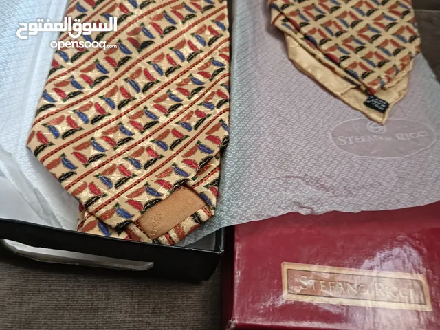 كرافتات اصليه من Stefano Ricci رمز الذوق الرفيع الايطالي بتصميم دقيق ونقشه فريدة تضيف لمسه فنيه