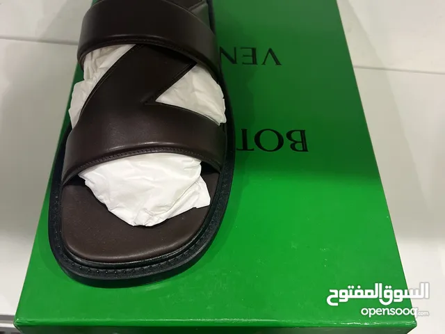  Slippers & Flip flops in Kuwait City