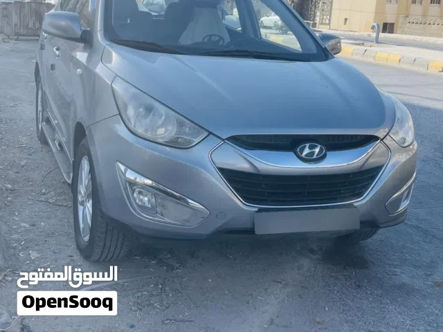 2010 Hyundai Tucson Standard