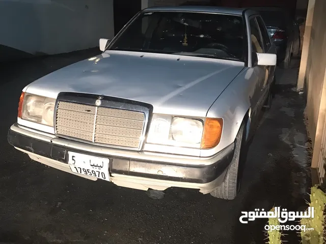 Mercedes Benz Other 2000 in Tripoli