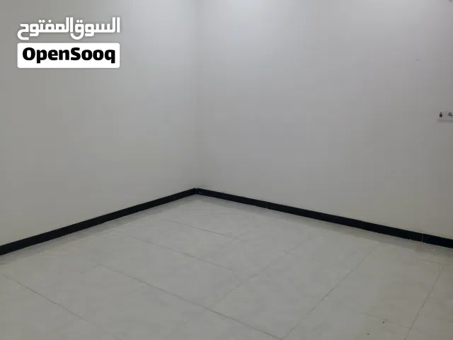 120 m2 3 Bedrooms Townhouse for Rent in Basra Juninah