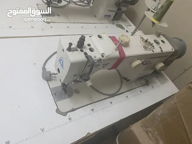 توجد لدينا اغراض لمحل تفصيل وخياطة ادوات الرحلات والخيم.