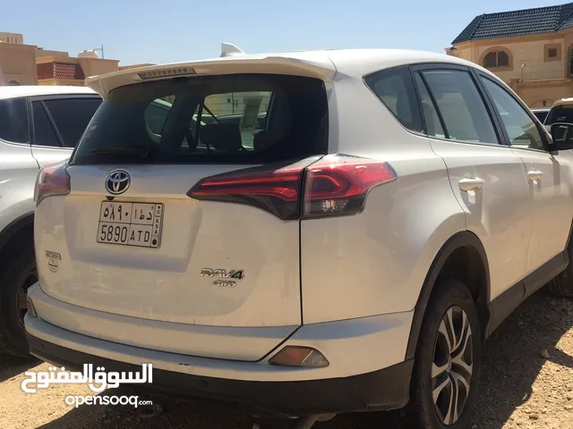 Toyota RAV 4 2018 in Al Riyadh