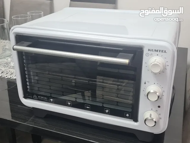 فرن كهربائي ماركة kumtel بحالة الجديد لم يستخدم نهائي لون ابيض وبسعر جيد