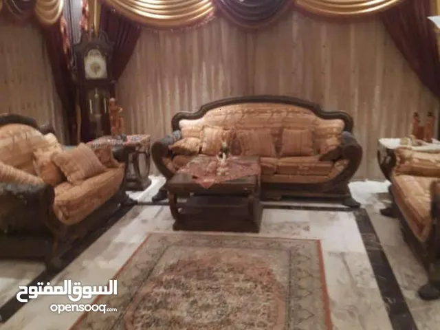 500 m2 5 Bedrooms Villa for Sale in Amman Jubaiha