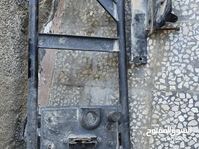 علاق شيروكي نظيف جدا وبكامل ملحقاته بسعر صفقه