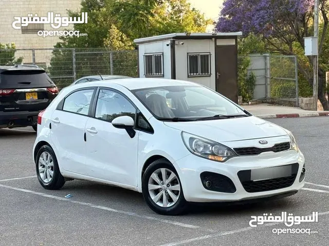كيا برايد 2014 افحص وين بدك ولا ضربة مشالله اغلبها دهان شركة البيع فقط كاش وتنازل مباشرة