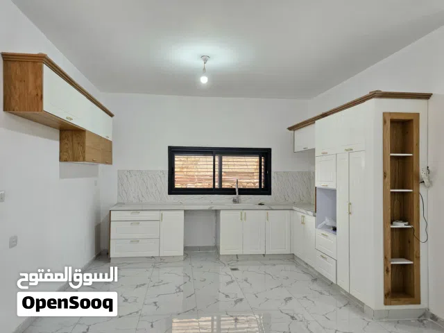 140 m2 3 Bedrooms Apartments for Rent in Ramallah and Al-Bireh Beitunia