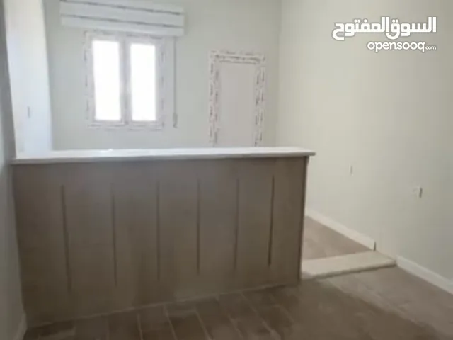 شقة تشطيب درجة أولى - الباعيش