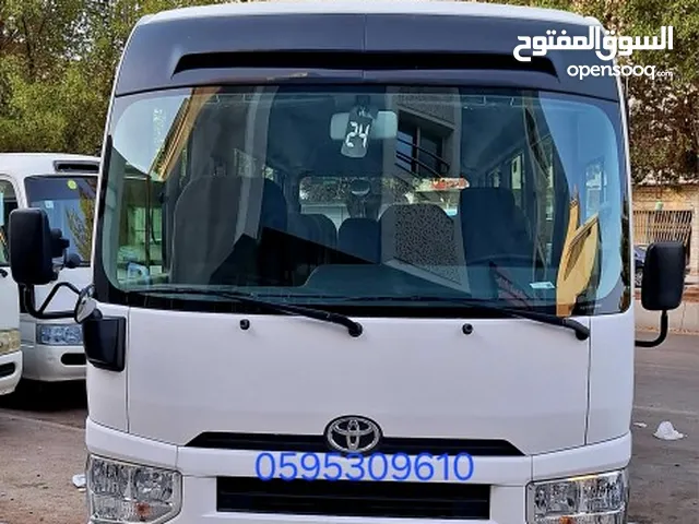 Bus - Van Toyota in Al Riyadh