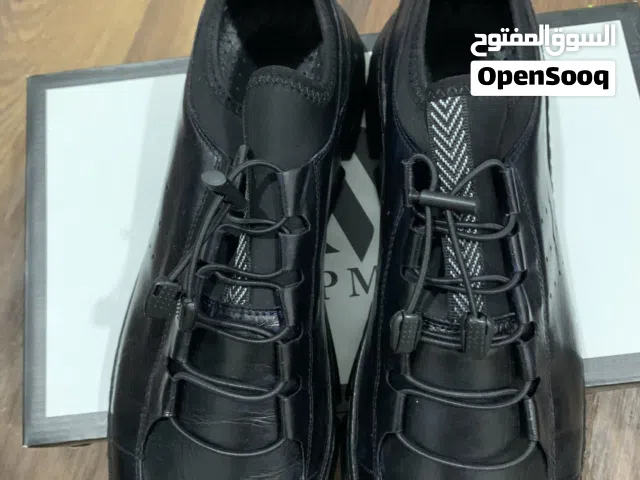 حذاء جلد طبيعي جديد