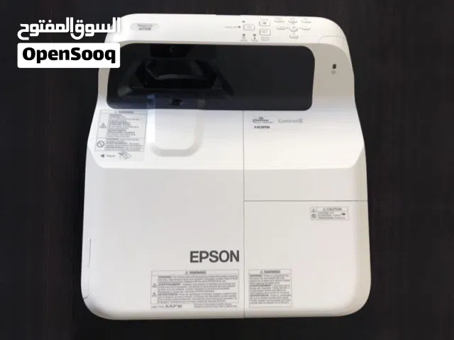 بروجكتور ابسون فئة عالية يعرض مقاس حتى 100 بوصة وHD ممتاز